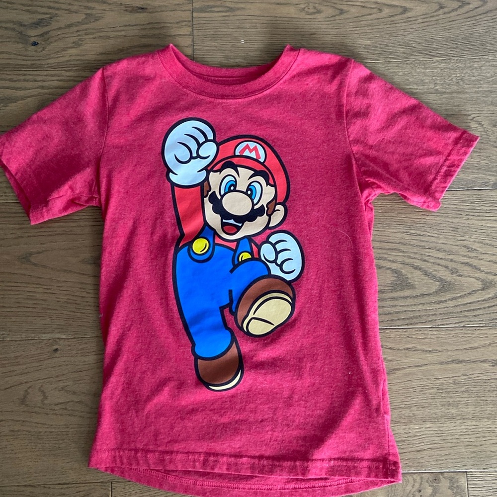 NWOT - Boy’s Super Mario T-Shirt